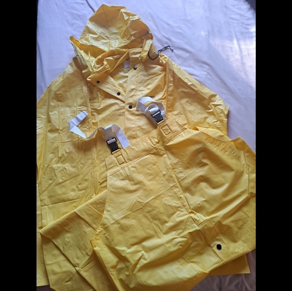 🛍 Wet Wear Yellow PVC Rain Suit Set Jacket + Overalls XL Waterproof Fishing